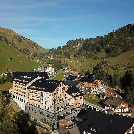 Apartment In Schroecken Near The Ski Area ภายนอก รูปภาพ